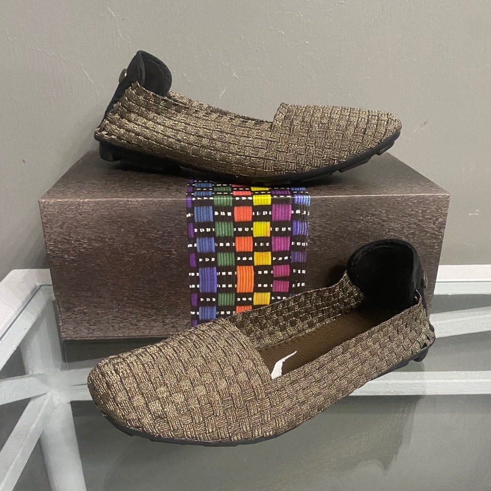 Bernie Mev Demure Bronze Woven Elastic Slip On Flats Womens Size 38 Metallic